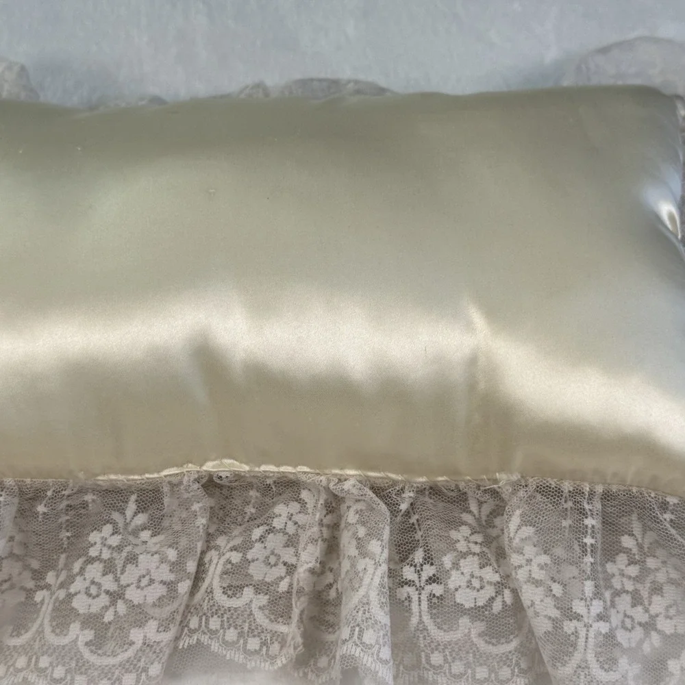 Vintage Boudoir Pillow Pair Ribbonwork Roses Lace Crochet Victorian Style